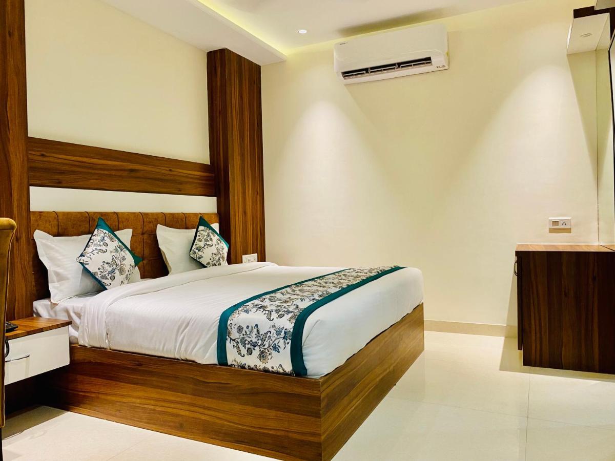 Hotel White House By An Hotels - Walking Distance From Golden Temple Amritsar Exterior foto