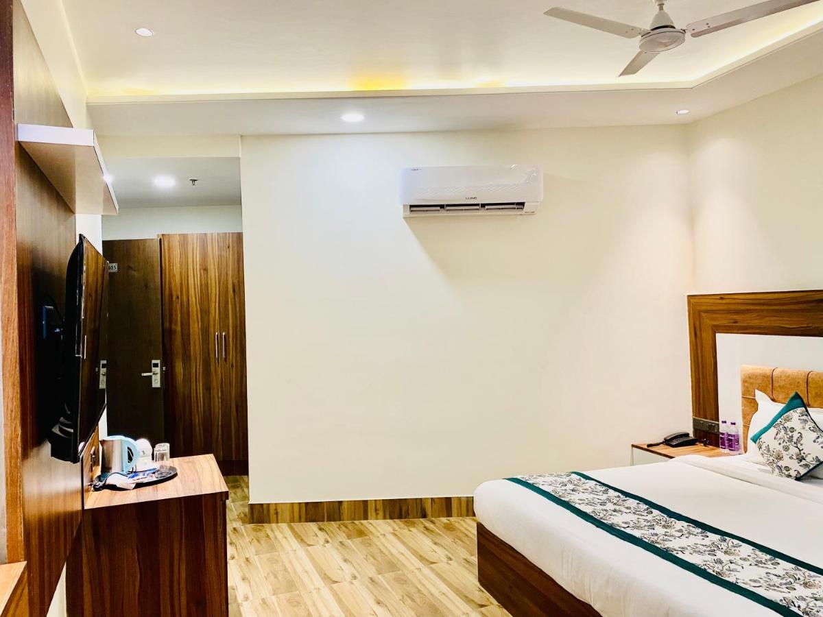 Hotel White House By An Hotels - Walking Distance From Golden Temple Amritsar Exterior foto